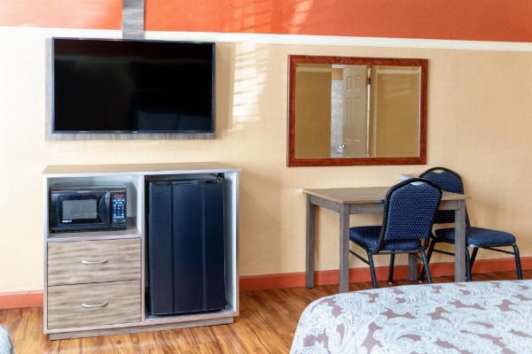 Geneva Motel image 22